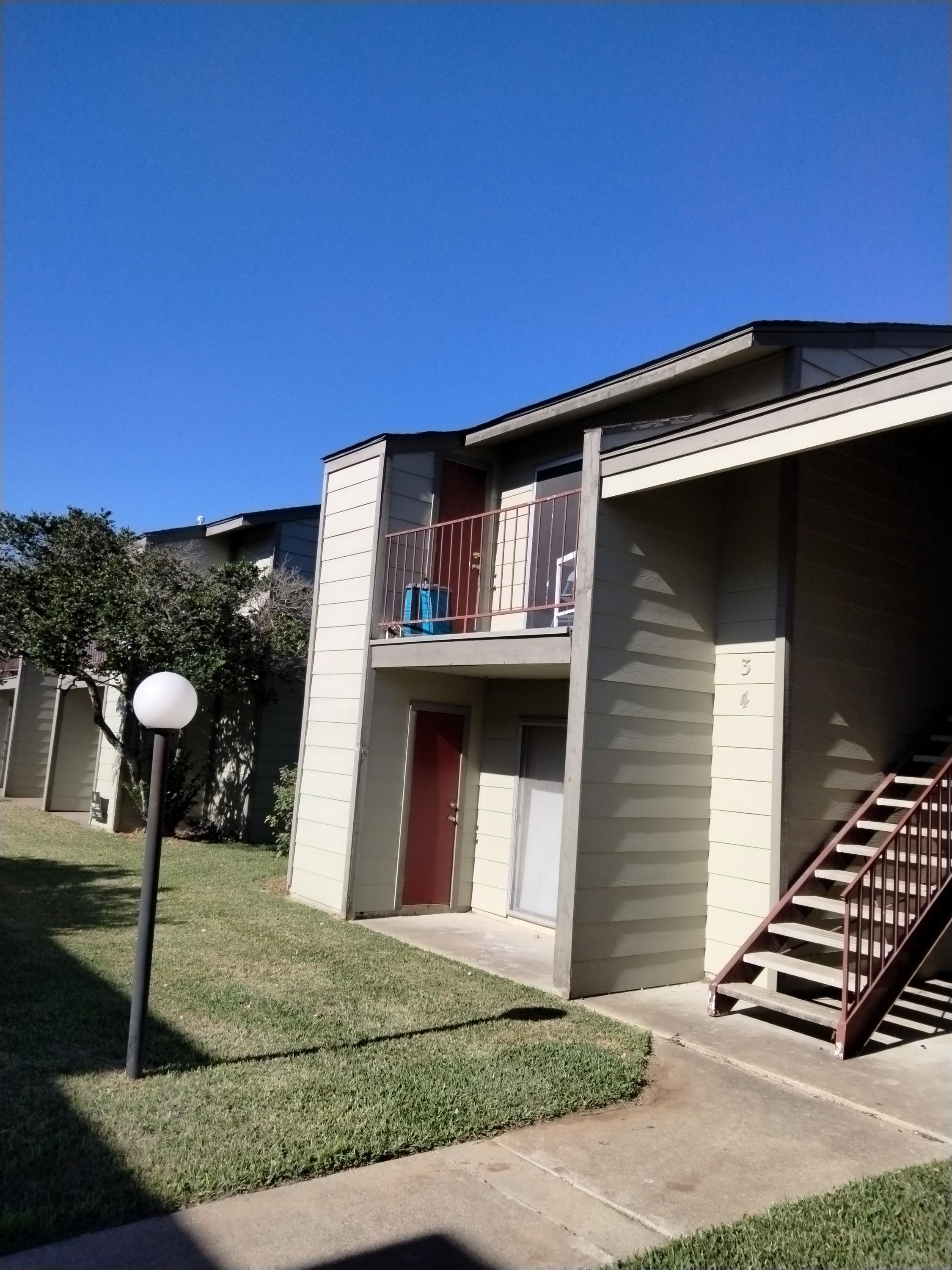 1725 Seydler Street - 2